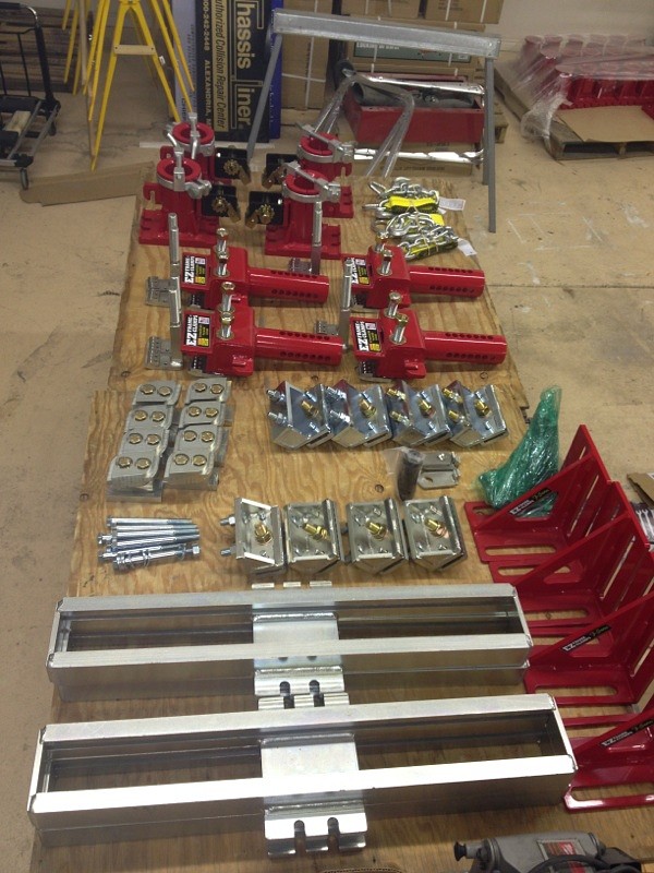 Sadl System On Bench EZ Clamp Sadl System Components