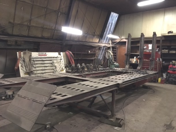 big frame machine used three tower chief frame rack
